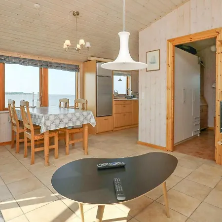 Seaside Escape In Hvalpsund - By Traum Dom wakacyjny *